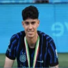 Inter: Visita a sorpresa dell’agente Tullio Tinti presso la sede. Si discute del rinnovo di Bastoni?